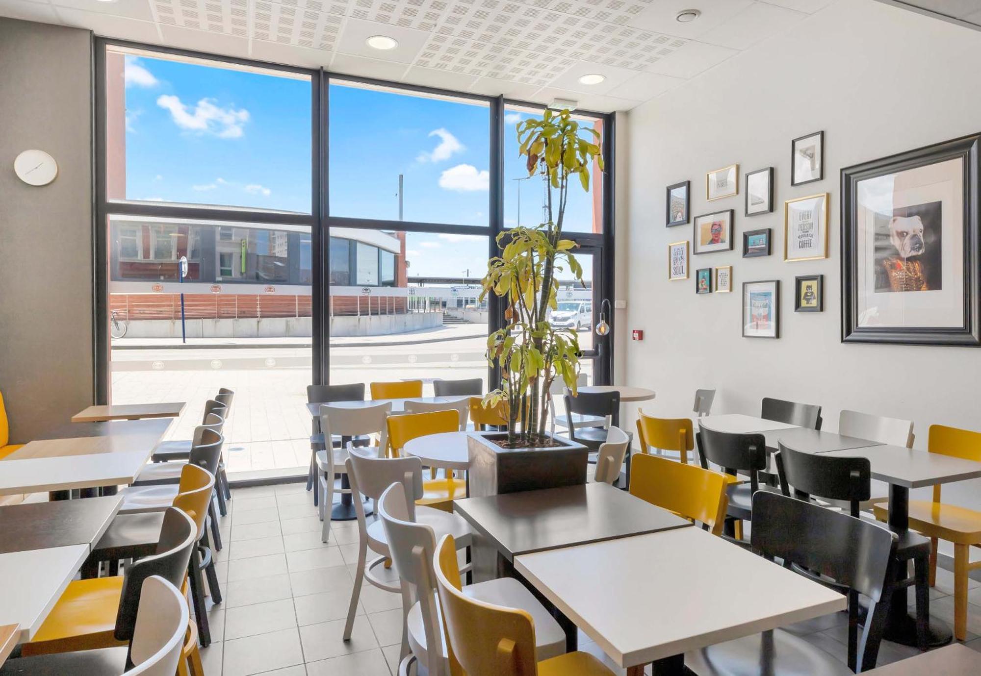 B&B Hotel Dunkerque Centre Gare 됭케르크 외부 사진