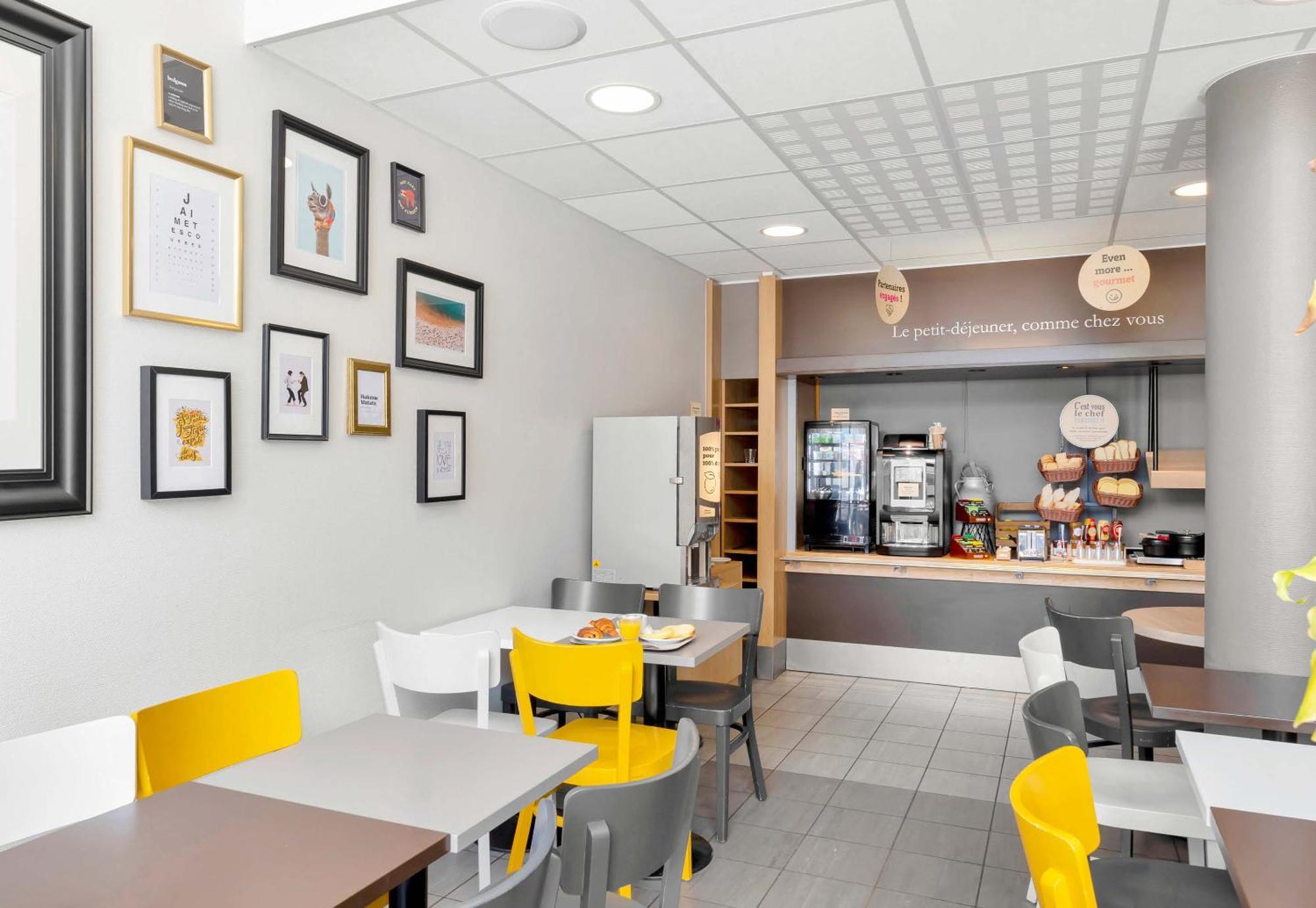 B&B Hotel Dunkerque Centre Gare 됭케르크 외부 사진