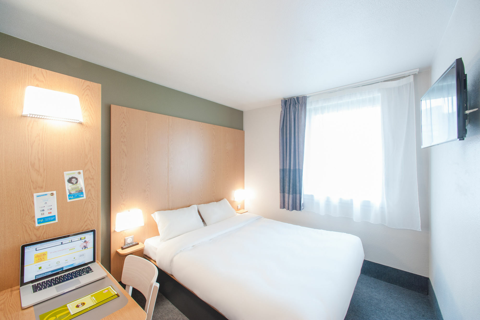 B&B Hotel Dunkerque Centre Gare 됭케르크 외부 사진