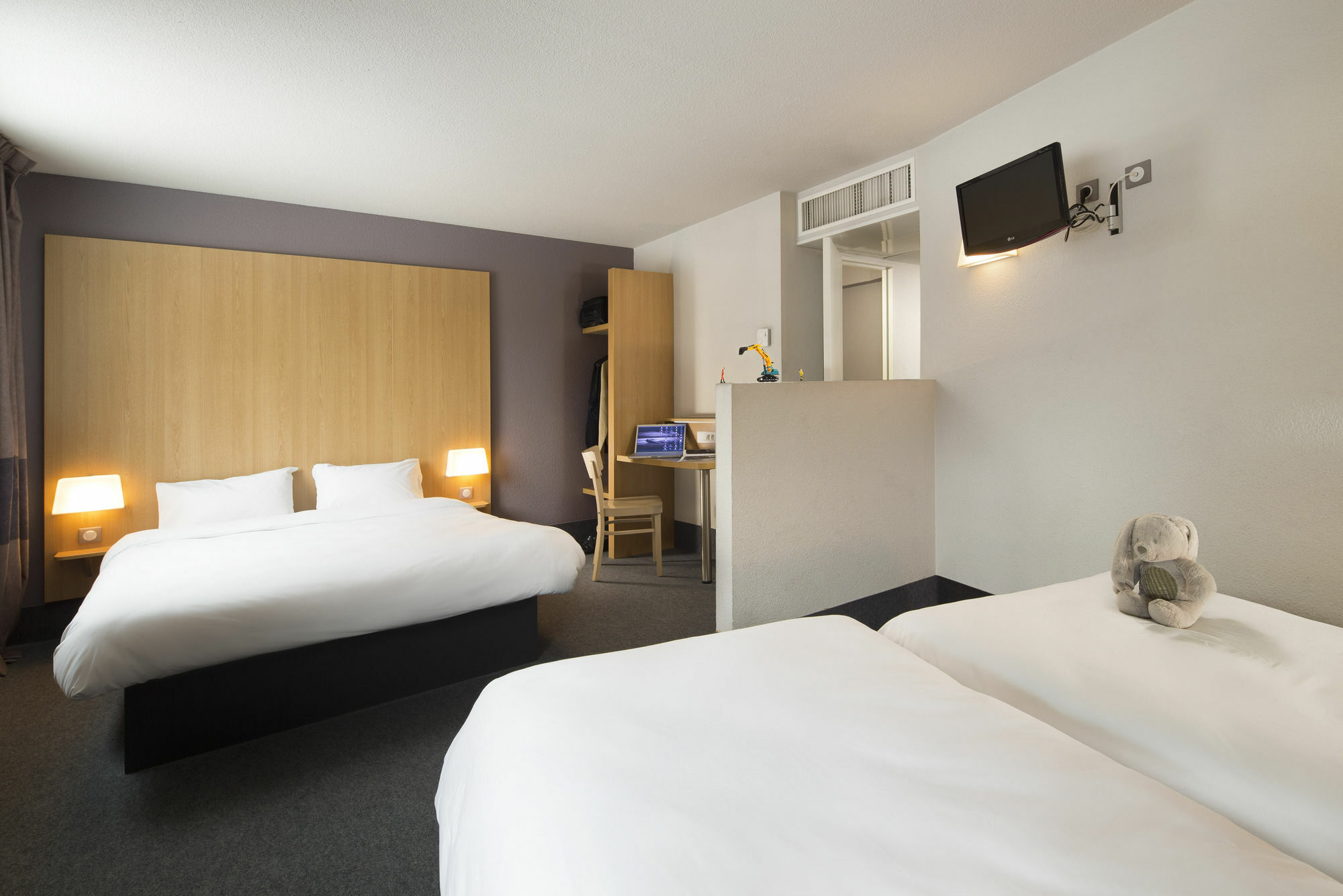 B&B Hotel Dunkerque Centre Gare 됭케르크 외부 사진
